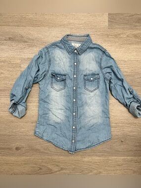 Chiqle Denim Architect Light Blue Denim Button-Up Shirt Size Small Vintage Y2K